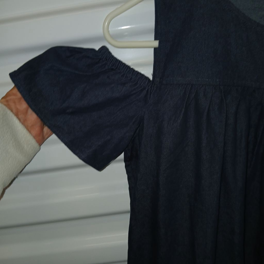 Women's Maggy L Blue Cold Shoulder Denim Dress Size 4 - Picture 4 of 8